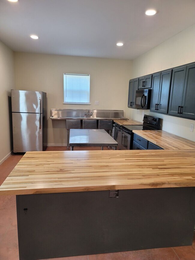 Building Photo - JUST REDUCED! New Construction Home in Olympia!