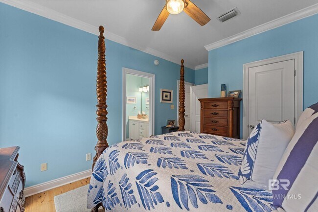 Building Photo - 25911 Tealwood Dr