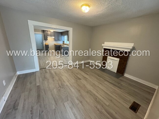 Building Photo - 1701 Hatchet Ave