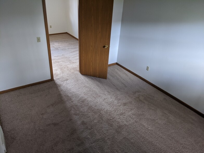 Third Bedroom - 3027 Pleasant St NW