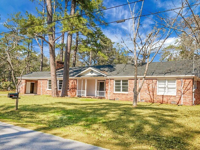 Building Photo - 407 Hayne St