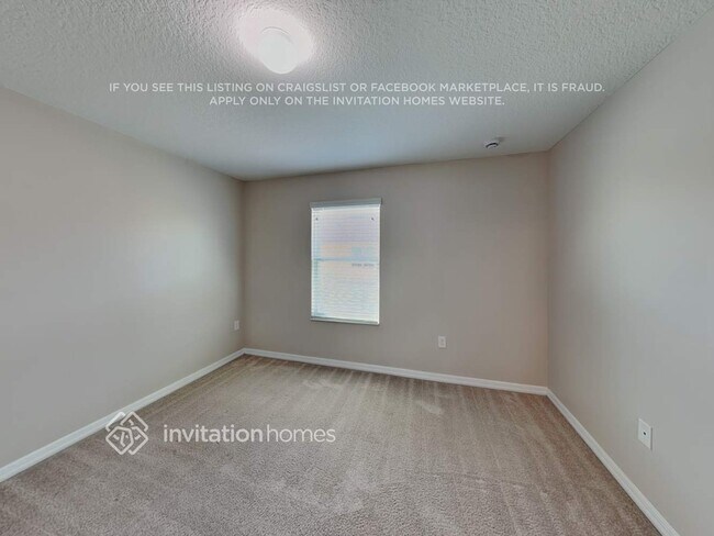 Building Photo - 3596 Sanctuary Dr