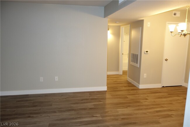 Building Photo - 7885 W Flamingo Rd