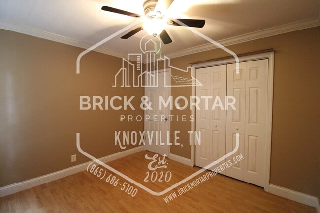 Building Photo - 1400 Mt Vista Dr