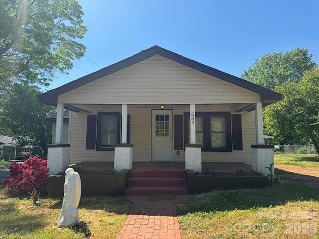 Building Photo - 534 Logan St