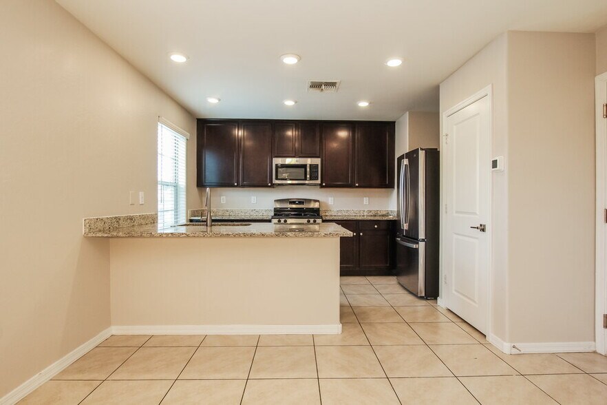 Building Photo - 8225 W Illini St