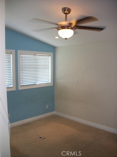 Building Photo - 302 Princeton Dr