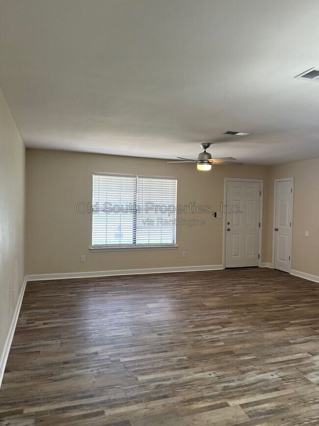 Building Photo - 6359 Cotton St