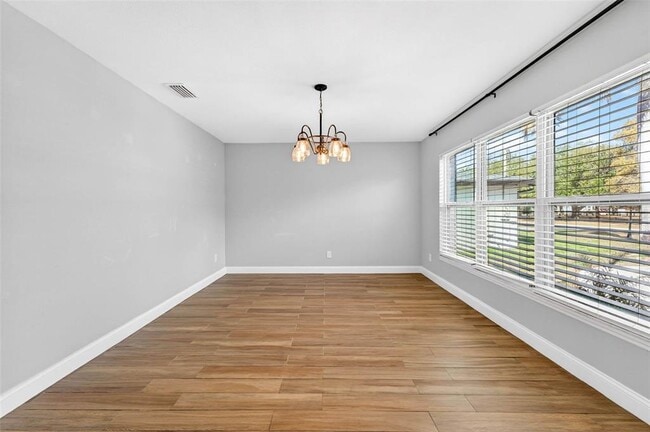 Building Photo - 1012 W Adalee St