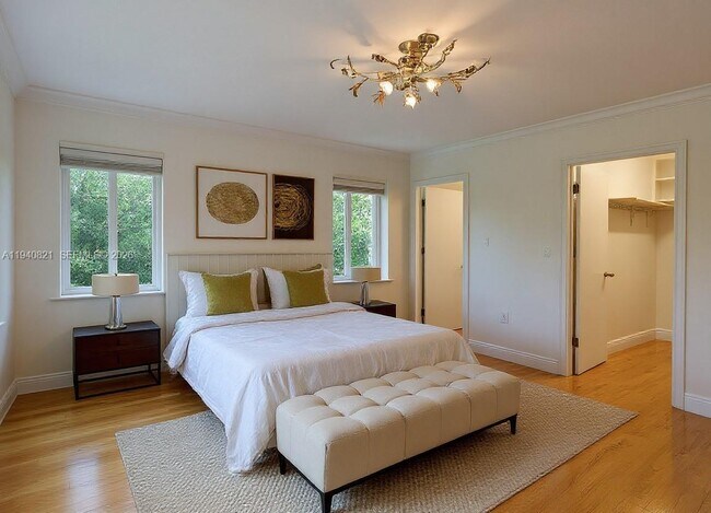 Building Photo - 648 Sevilla Ave