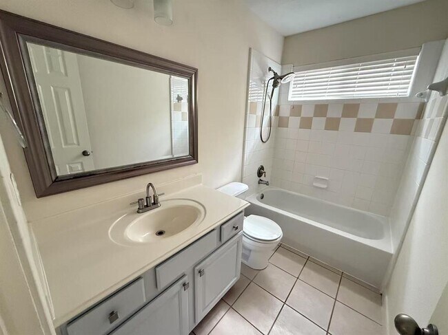 Building Photo - 11404 Tidenhaven Ct