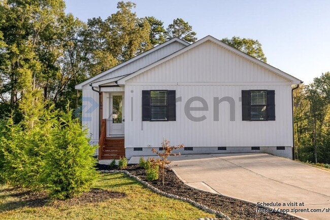 Building Photo - 106 Snyder Ct NE