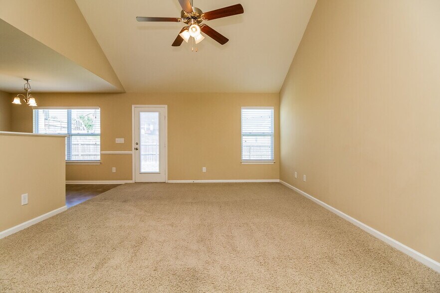 Building Photo - 8006 Alydar Ct