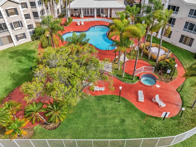 Building Photo - 2850 N Oakland Forest Dr