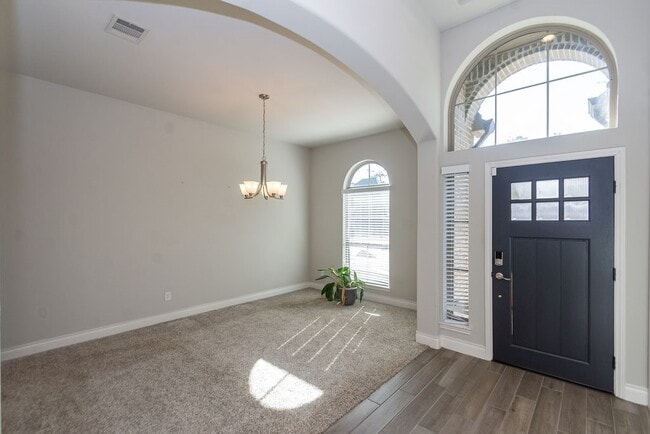 Building Photo - 12607 Pine Savannah Ln