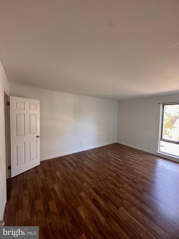 Building Photo - 222 Echelon Rd