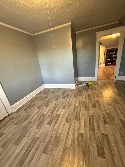 Building Photo - 118 Baltimore St