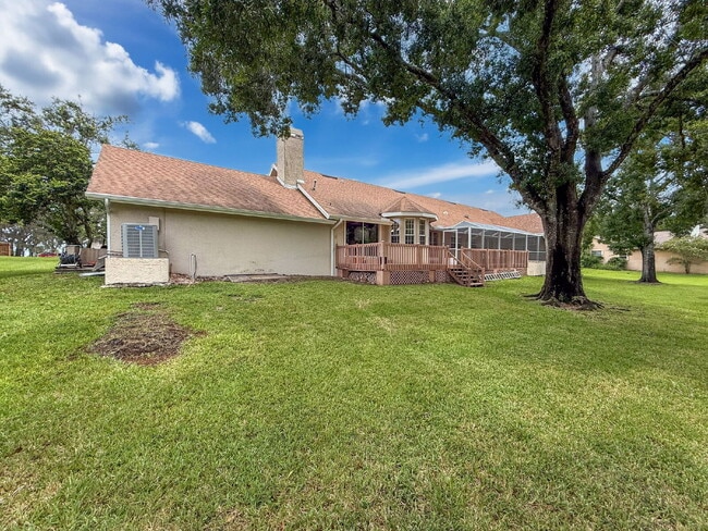 Building Photo - 1055 Riverside Ridge Rd