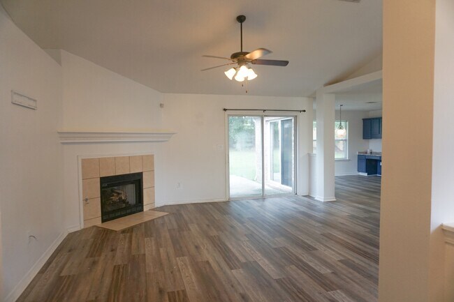 Building Photo - 6333 Havenmist Ln