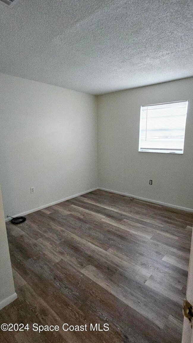 Building Photo - 2545 Via Vittoria Ct