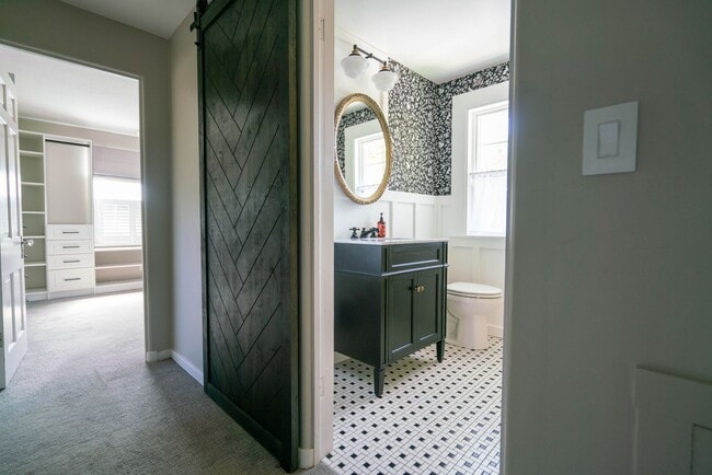 Building Photo - Charming 4 Bed, 2/5 Bath East Bench House