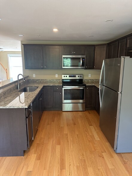 Building Photo - 0 Cardigan Ct