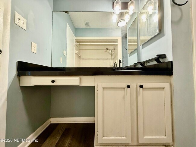 Building Photo - 3765 Crown Point Rd