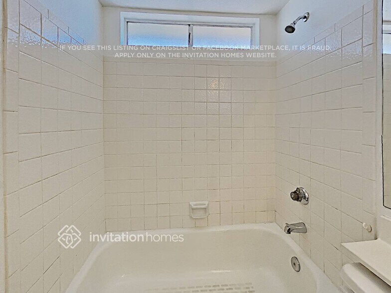 Building Photo - 4441 W Oraibi Dr