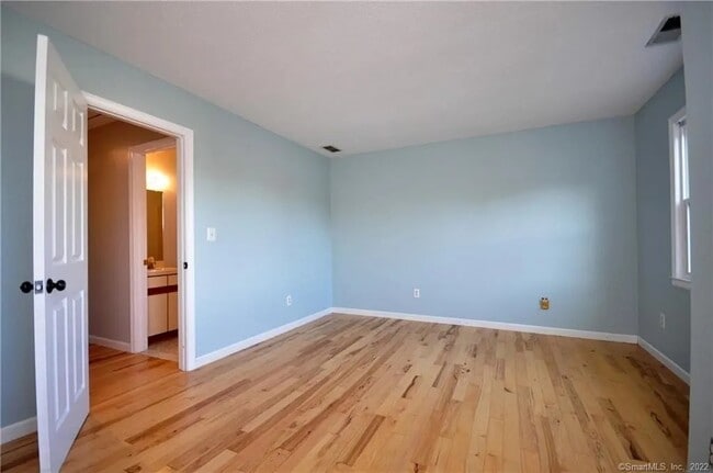 Building Photo - 507 Carlton Ln