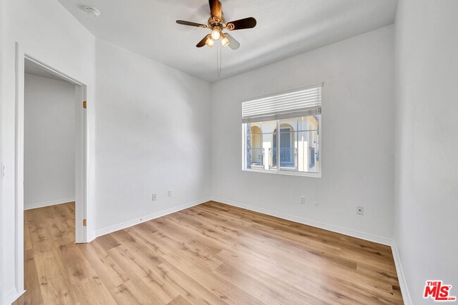 Building Photo - 23904 Calle Del Sol Dr