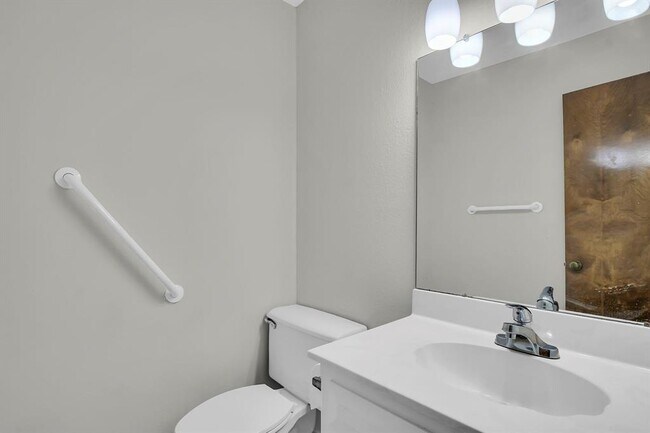 Building Photo - 11512 Tin Cup Dr