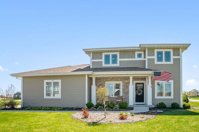 Building Photo - 10875 Tartan Ct