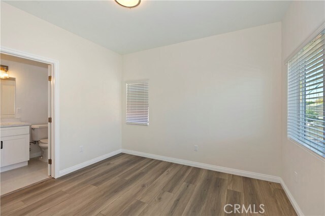 Building Photo - 3657 Mountain View Ave