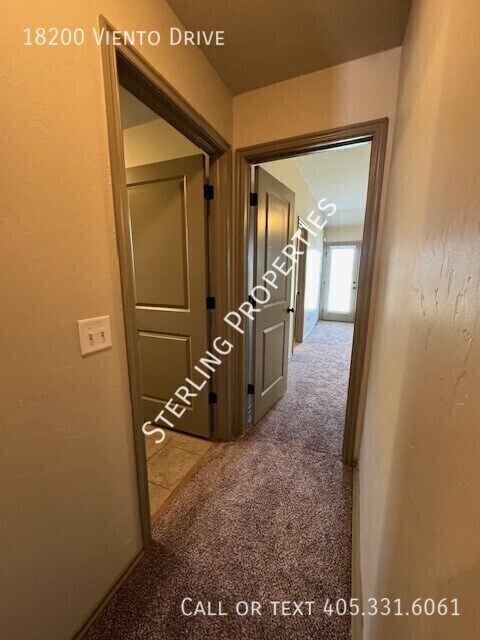 Building Photo - 18200 Viento Dr