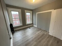 Building Photo - 383 Haverhill St