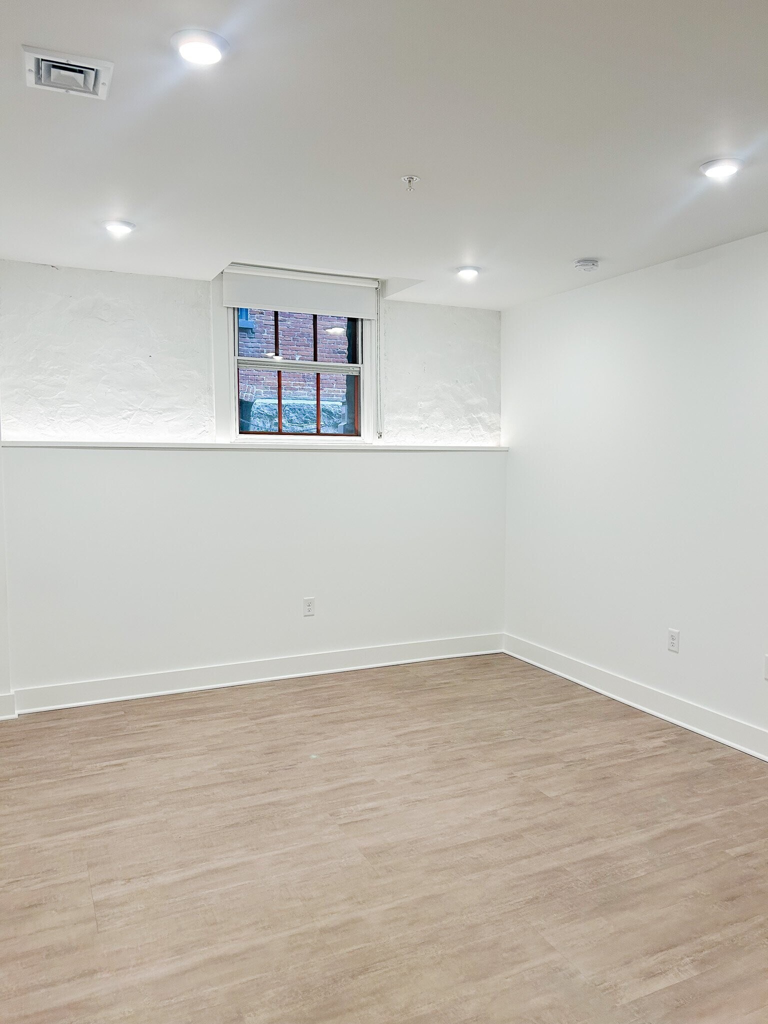 Building Photo - 425 N Prince St