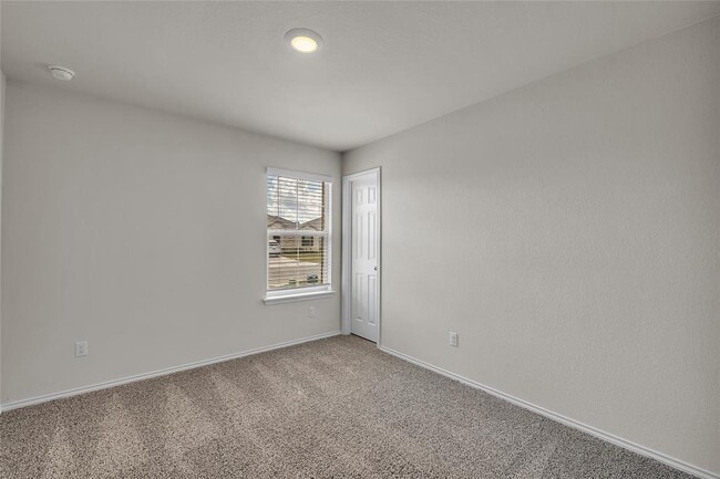 Building Photo - 144 Willers Rd