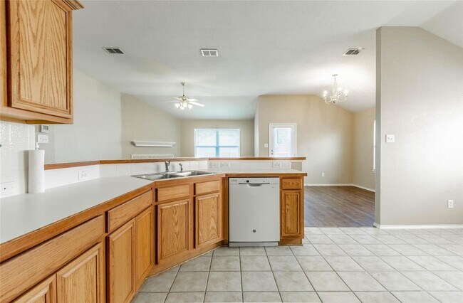 Building Photo - 4849 Carrotwood Dr