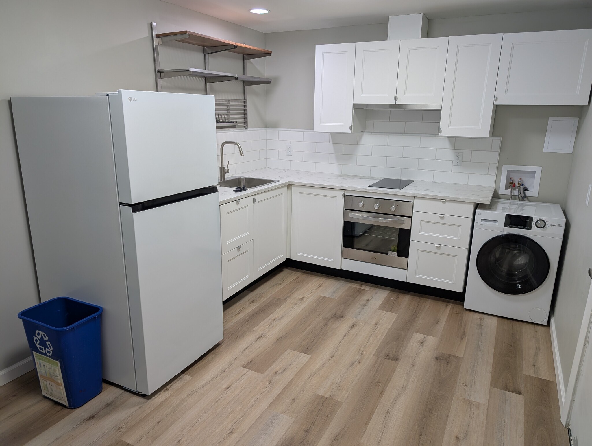 Kitchen - 5943 Raytown Rd