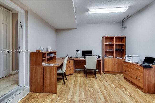 Building Photo - 3206 NE 212th St