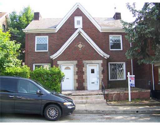 front of the duplex building - 802 Gaskill Ave