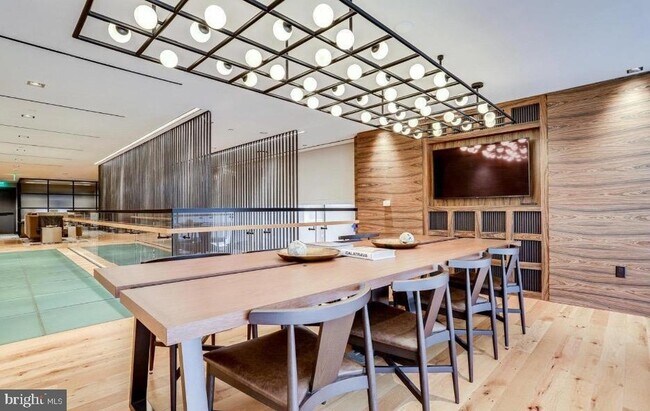 Building Photo - 70 N Street SE Unit 913