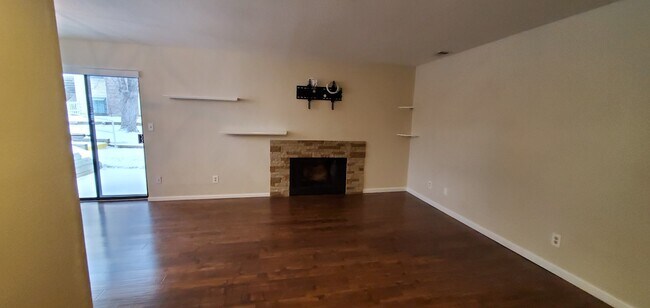 Building Photo - 12512 E Cornell Ave