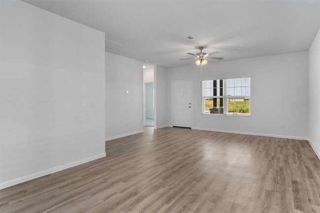 Building Photo - 510 Timber Brook Dr