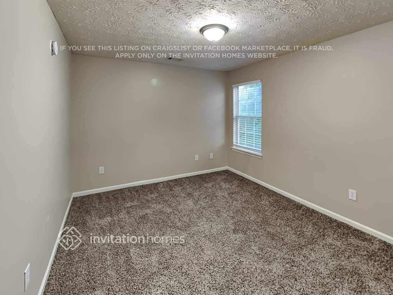 Building Photo - 1480 Redberry Cir