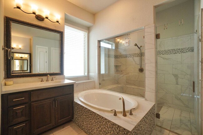 Building Photo - 2209 Milan Meadows Dr