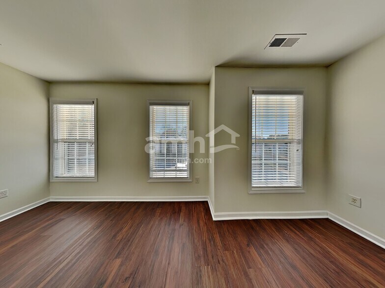 Building Photo - 508 Goatsbeard Ct