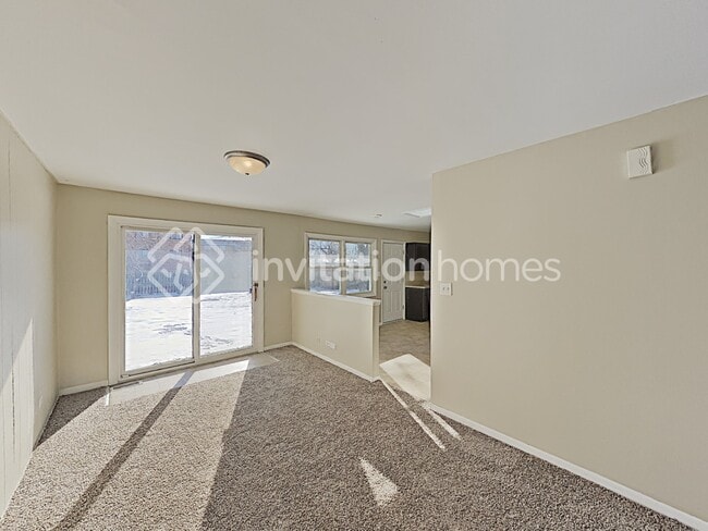 Building Photo - 605 Lindale St