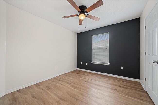 Building Photo - 8517 High School Blvd