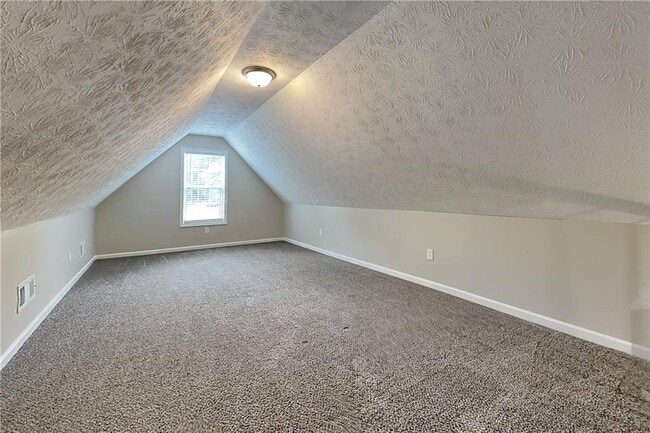 Building Photo - 70 Leighs Grove Way